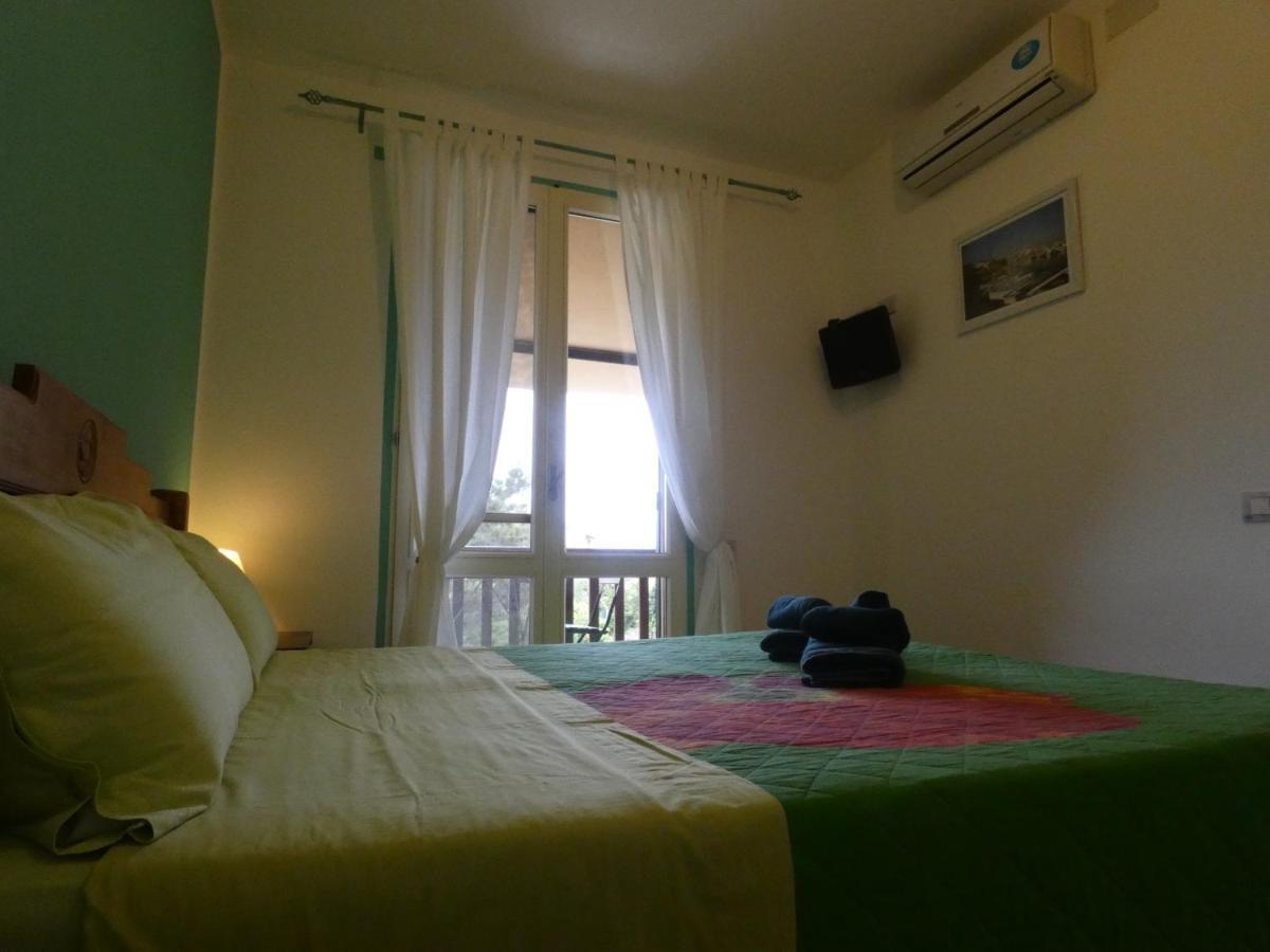 B&B Mrcaruba Stintino Exterior foto